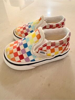 Vans Kids Slip-On Rainbow Checkerboard Canvas Sneakers